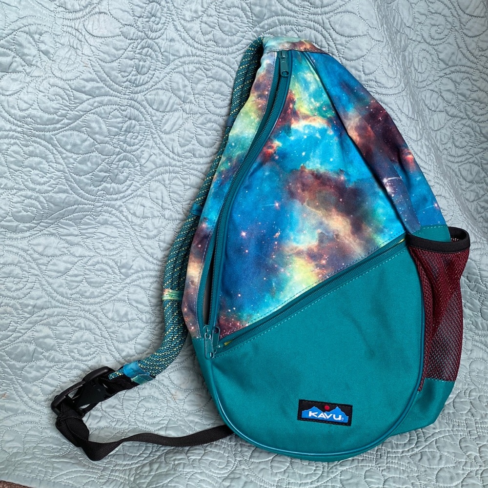 Kavu Paxton Ropesling Bag. EUC